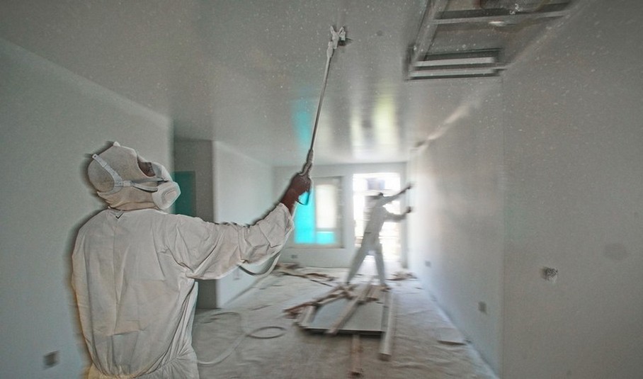 Experienced Des Moines commercial painters in WA near 98148